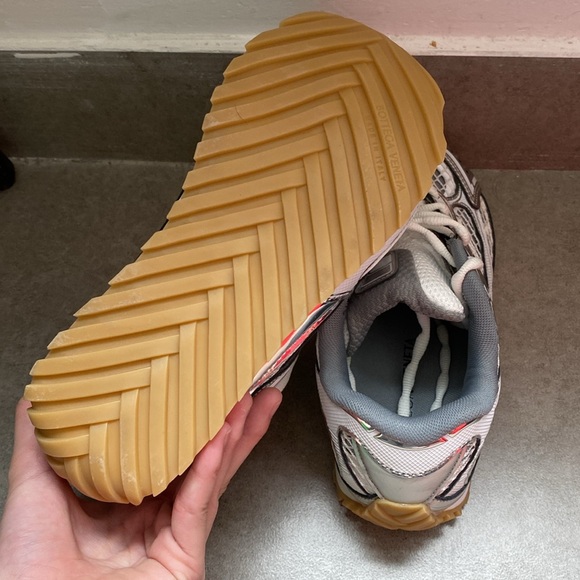 Bottega Veneta Silver sneakers - Picture 8 of 8